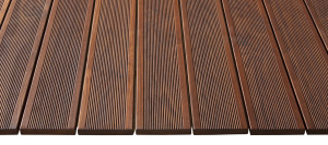 Terrace board with narrow corrugation